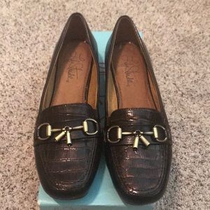 Life stride brown flats